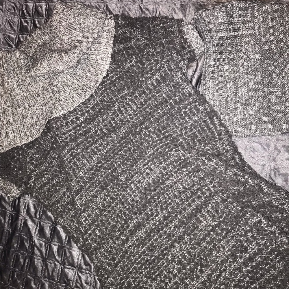 Sweaters dress set w hats